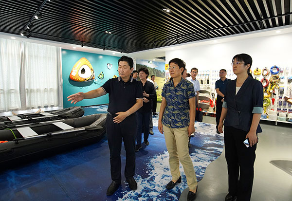 鲁普要闻|山东省人大常委会副主任，省工商联主席、省总商会会长王随莲一行莅临鲁普耐特集团参观调研